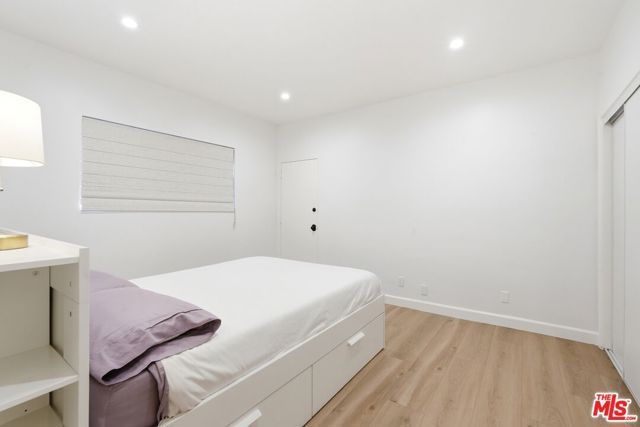324 S Elm Drive 101, Beverly Hills, CA 90212