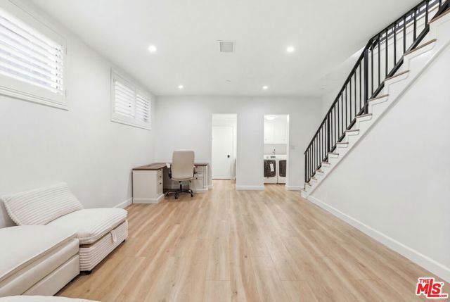324 S Elm Drive 101, Beverly Hills, CA 90212