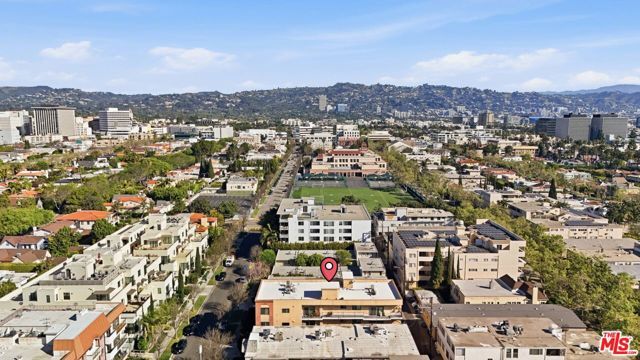 324 S Elm Drive 101, Beverly Hills, CA 90212