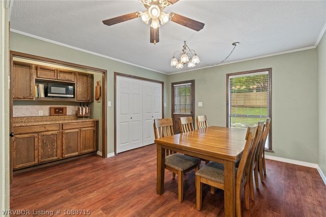 409 Azure Hills Drive, Van Buren, AR 72956