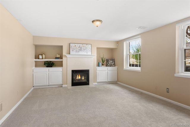 8926 Greenspointe Lane, Highlands Ranch, CO 80130