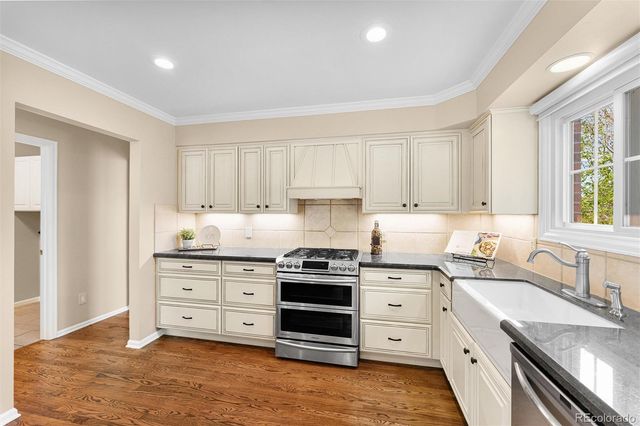 8926 Greenspointe Lane, Highlands Ranch, CO 80130