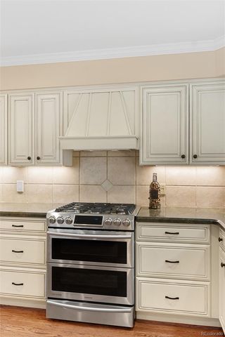 8926 Greenspointe Lane, Highlands Ranch, CO 80130