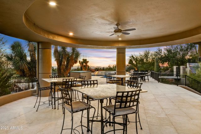 8812 E PALM Lane, Mesa, AZ 85207