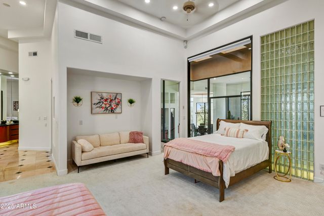 8812 E PALM Lane, Mesa, AZ 85207