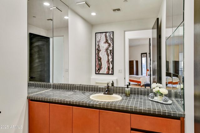 8812 E PALM Lane, Mesa, AZ 85207