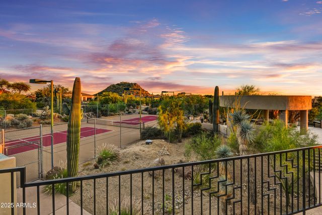 8812 E PALM Lane, Mesa, AZ 85207