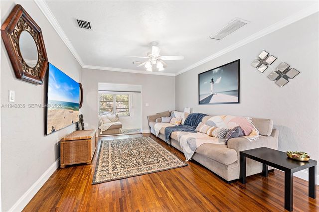 1601 N 16th Ct, Hollywood, FL 33020