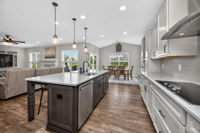 8101 Taffy Drive, West Chester, OH 45069