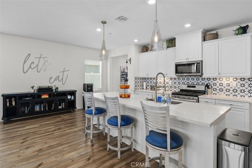 Image 14 of property listing at 7598 Orangebrook, Riverside, CA 92507