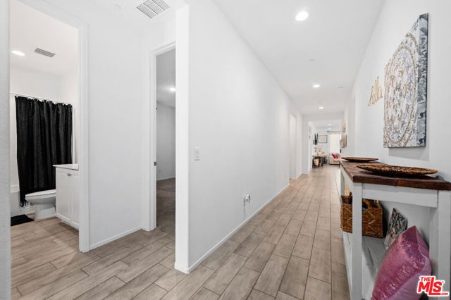 2735 Moonshimmer Street, Hemet, CA 92543