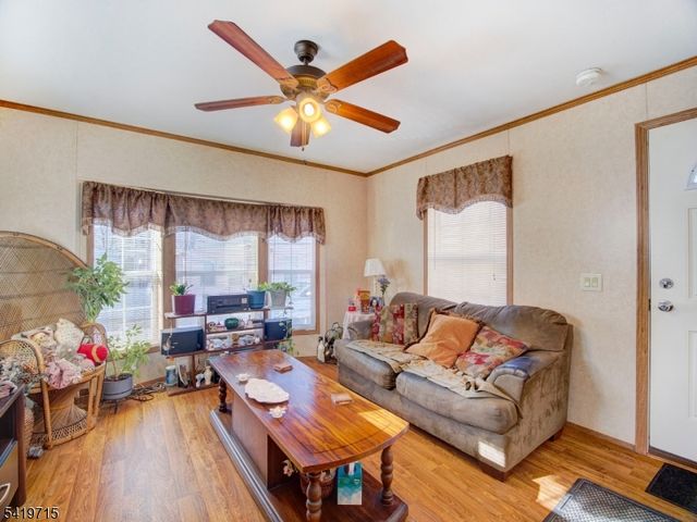 17 E 6th Street, Moonachie Boro, NJ 07074