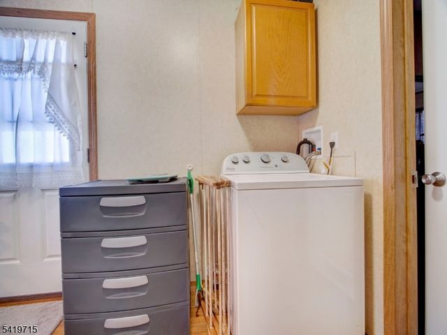 17 E 6th Street, Moonachie Boro, NJ 07074