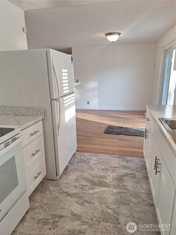 17953 48th Avenue S, Seatac, WA 98188