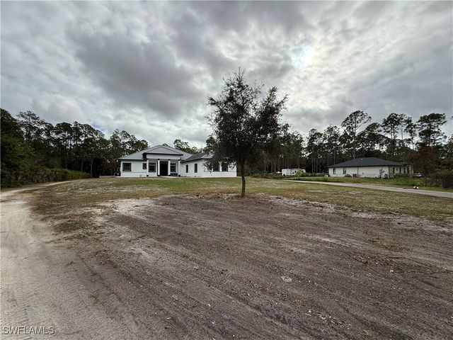 570 31st ST NW, Naples, FL 34120