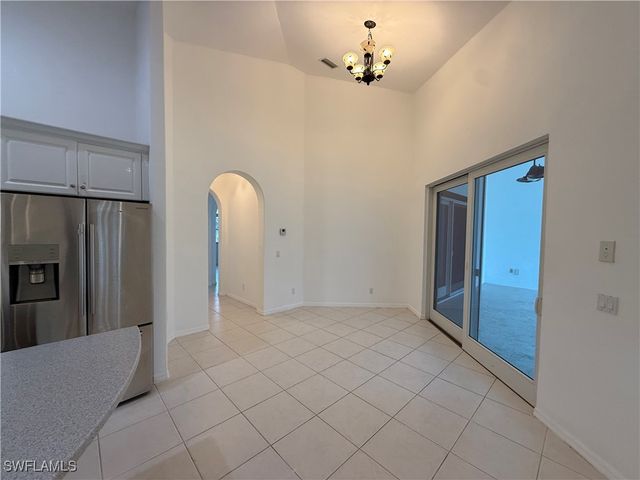 570 31st ST NW, Naples, FL 34120