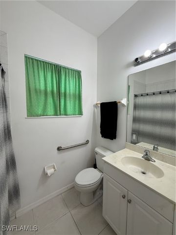 570 31st ST NW, Naples, FL 34120