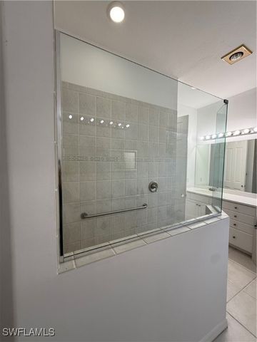 570 31st ST NW, Naples, FL 34120