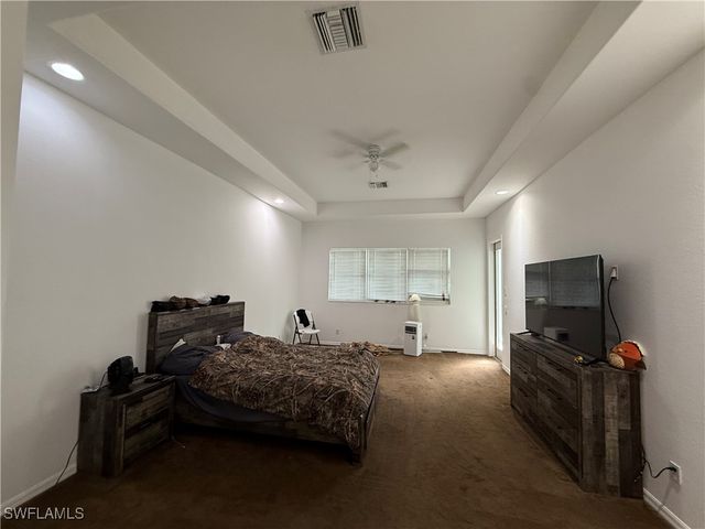 570 31st ST NW, Naples, FL 34120