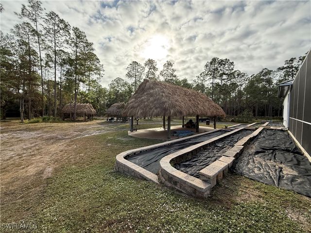 570 31st ST NW, Naples, FL 34120