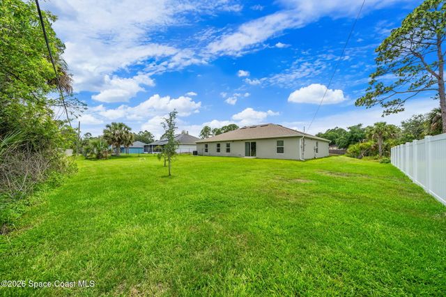 1107 Satin Road SW, Palm Bay, FL 32908