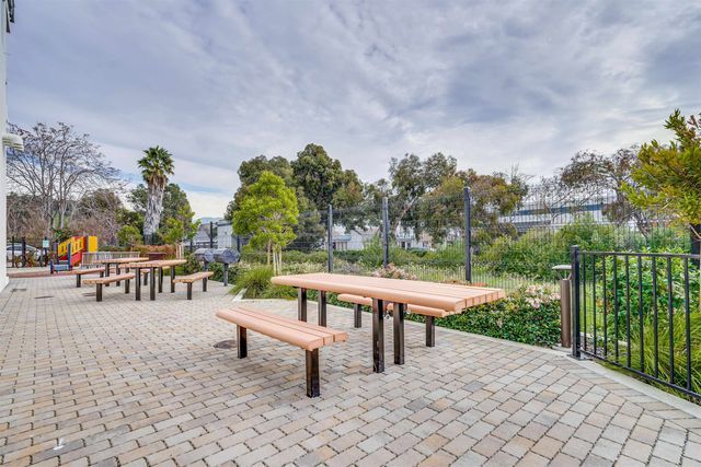 42111 Osgood Rd 519, Fremont, CA 94539