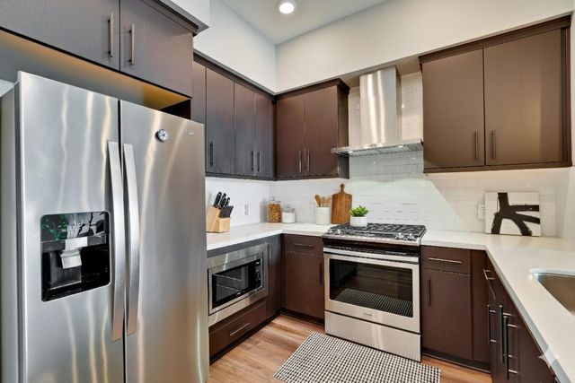 42111 Osgood Rd 519, Fremont, CA 94539