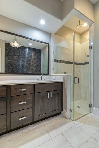 653 E JACKSON STREET, Orlando, FL 32801