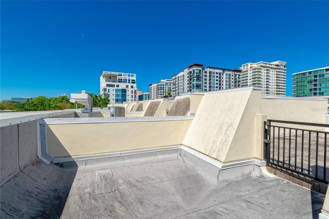 653 E JACKSON STREET, Orlando, FL 32801