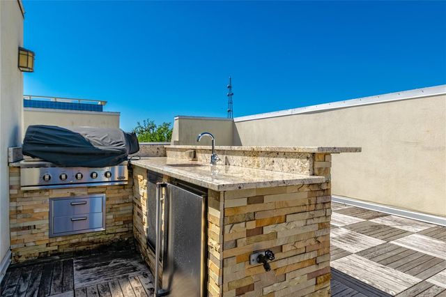 653 E JACKSON STREET, Orlando, FL 32801