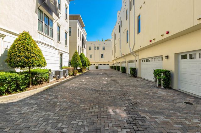 653 E JACKSON STREET, Orlando, FL 32801
