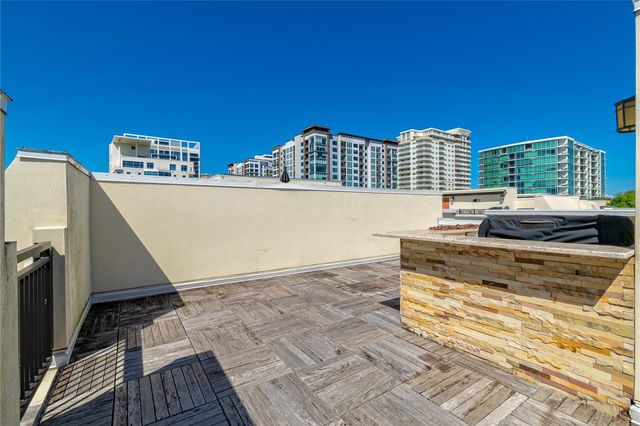 653 E JACKSON STREET, Orlando, FL 32801