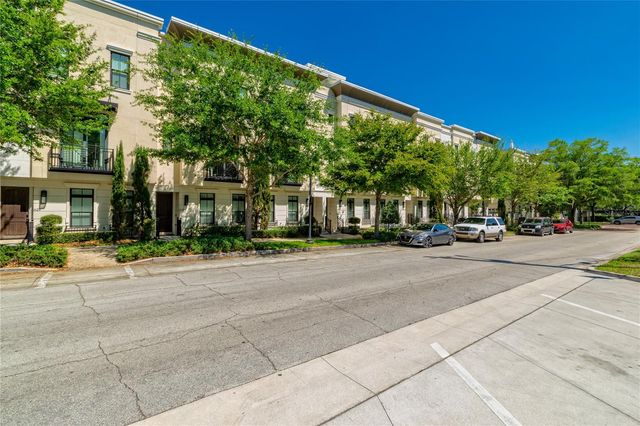 653 E JACKSON STREET, Orlando, FL 32801