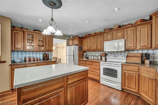 4102 Manchester Road, Perry, OH 44081