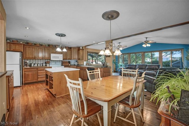 4102 Manchester Road, Perry, OH 44081