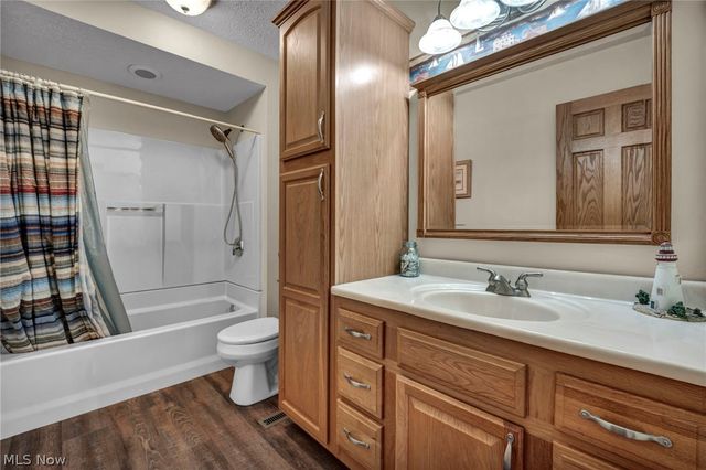 4102 Manchester Road, Perry, OH 44081