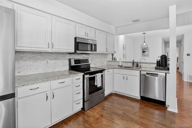 7205 S Gaylord Street F15, Centennial, CO 80122