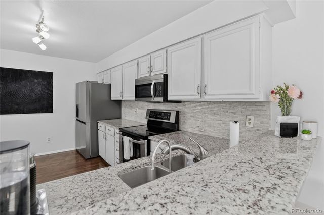 7205 S Gaylord Street F15, Centennial, CO 80122