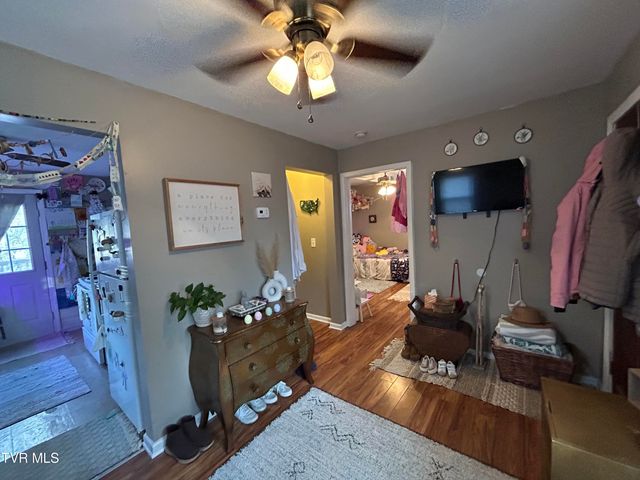 257 Lynn Road, Johnson City, TN 37604