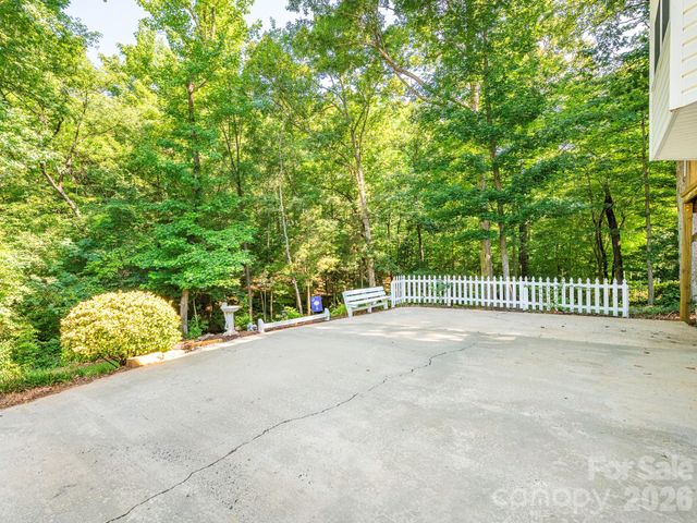 1300 Copper Creek Lane, Fort Mill, SC 29715