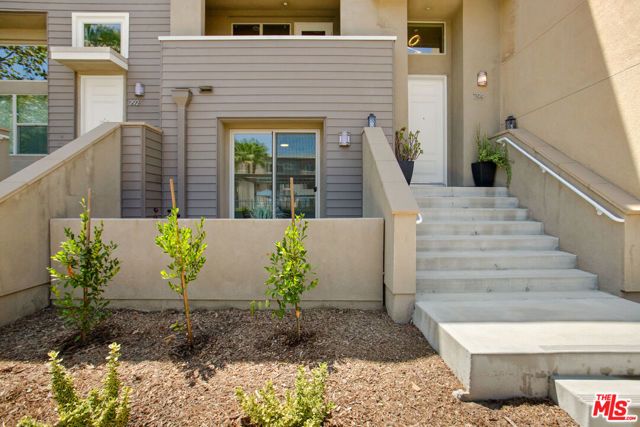 794 Colorado Circle, Carson, CA 90745
