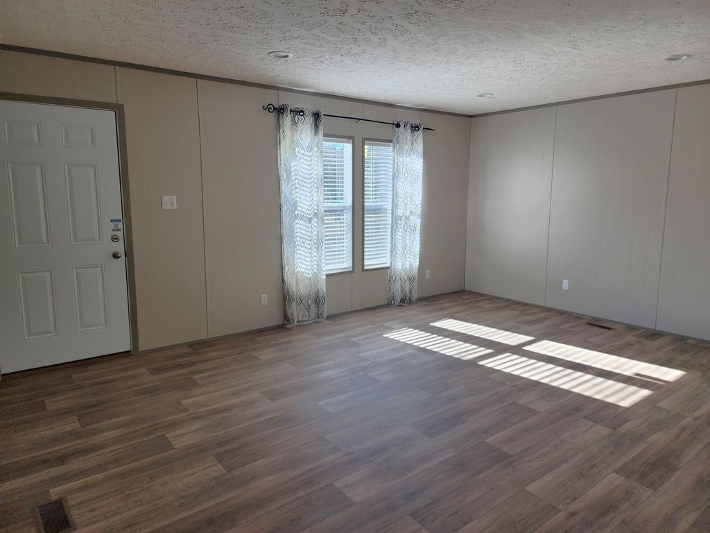 2000 Warren's Loop, Marion, SC 29571 — photo 4