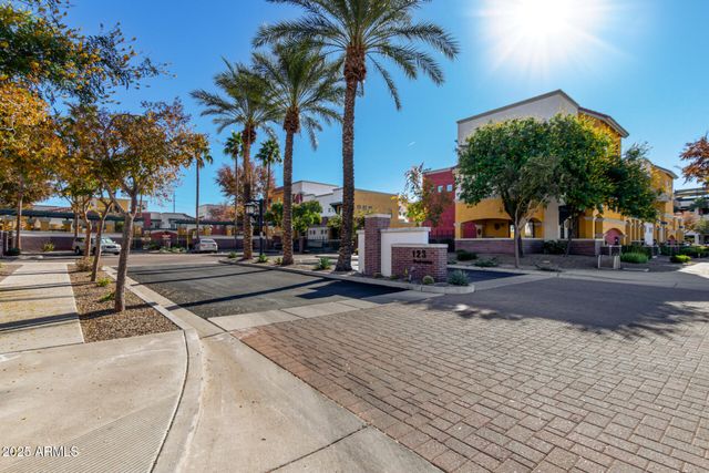 123 N WASHINGTON Street 23, Chandler, AZ 85225