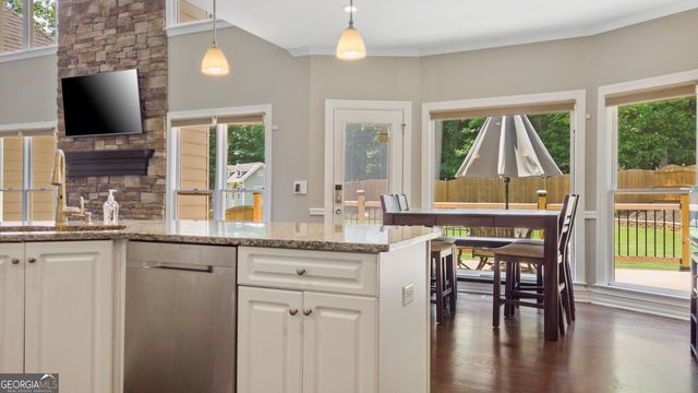 6209 Benbrooke Drive NW, Acworth, GA 30101