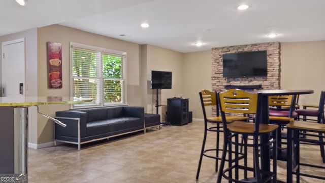 6209 Benbrooke Drive NW, Acworth, GA 30101