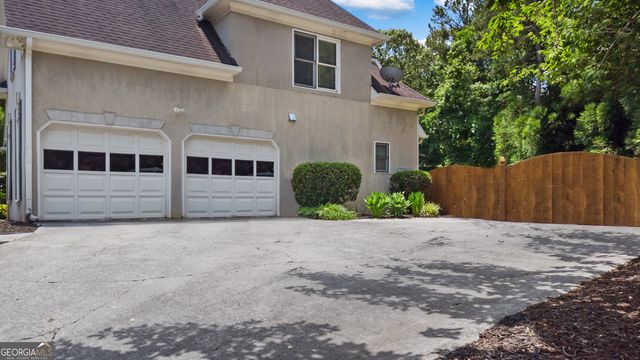 6209 Benbrooke Drive NW, Acworth, GA 30101