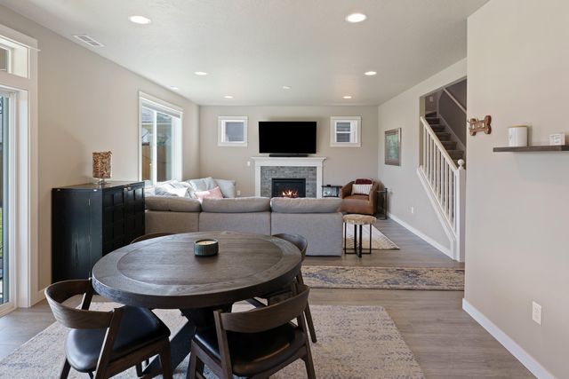 61364 SE Matthew Street, Bend, OR 97702