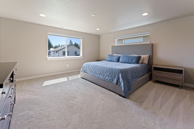 61364 SE Matthew Street, Bend, OR 97702