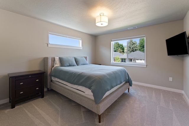 61364 SE Matthew Street, Bend, OR 97702