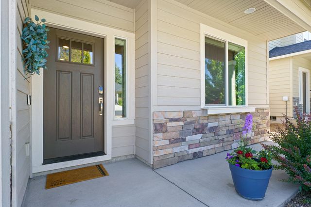 61364 SE Matthew Street, Bend, OR 97702